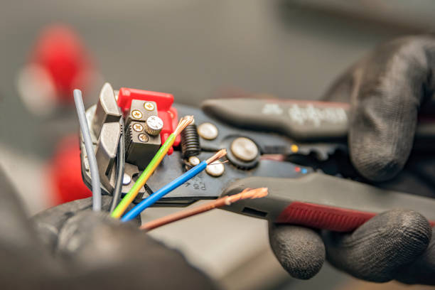 Best Affordable Emergency Electrician  in Wlow Springs, IL